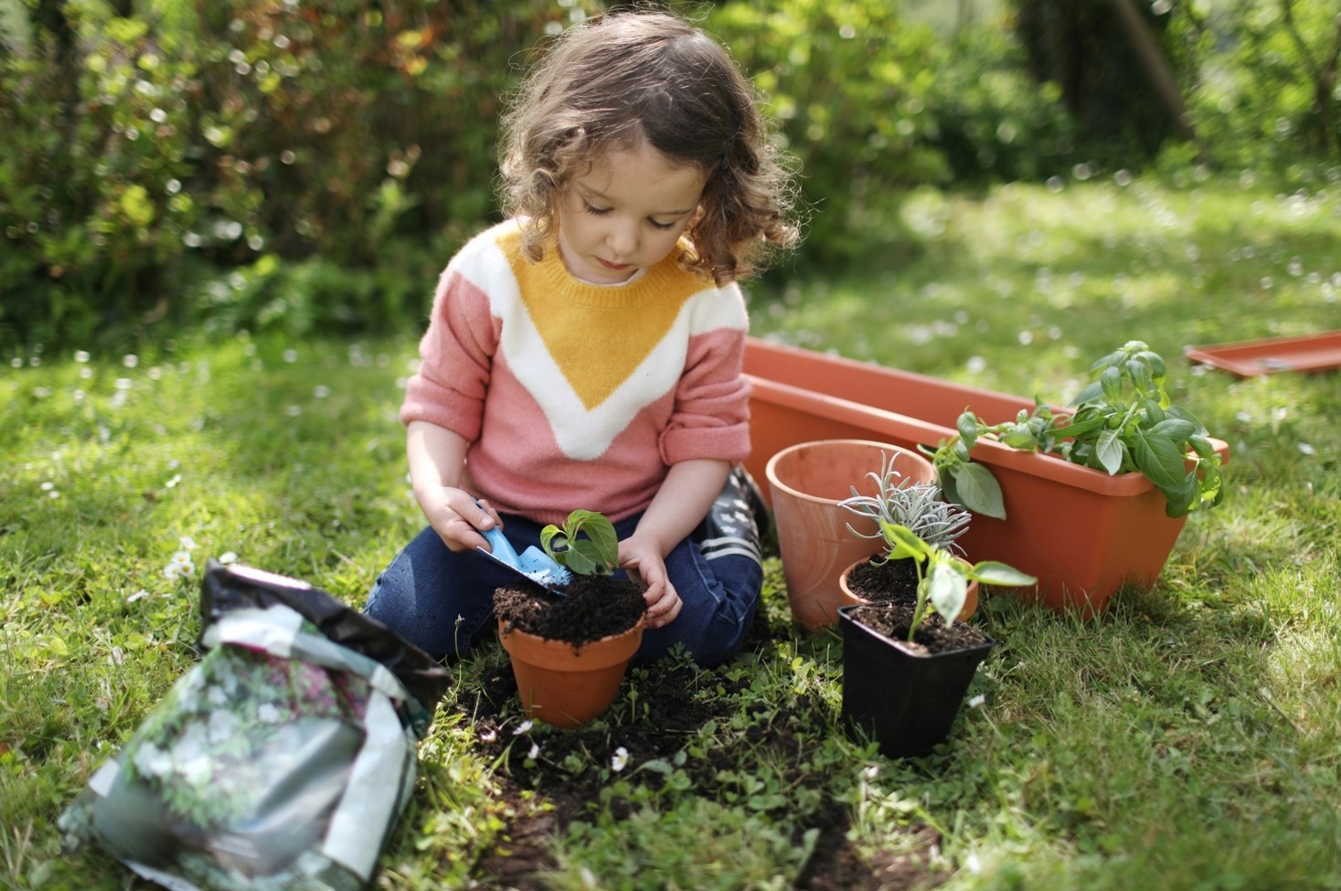 Ten Benefits Of Gardening For Children